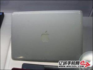 Китайский клон MacBook Pro